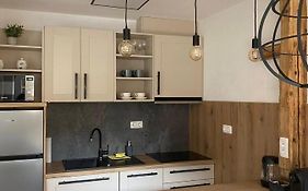 Apartma Mango